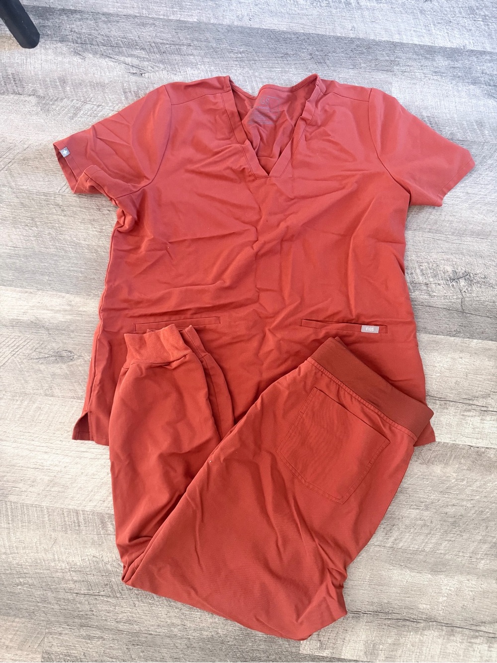 Figs XL Scrub Set in Clay tom size XL bottoms L